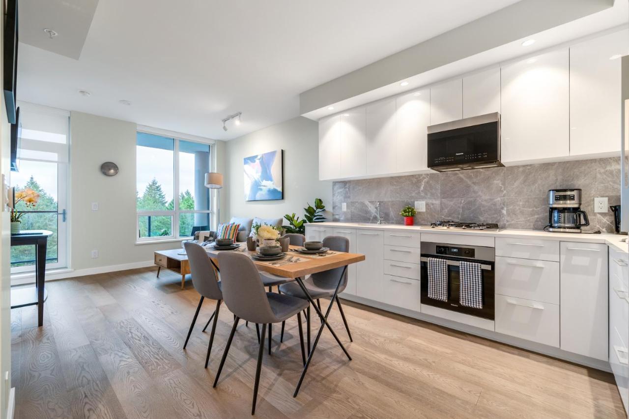 Modern Comfort At Ubc: 1Br Condo Near Campus Vancouver Exteriér fotografie