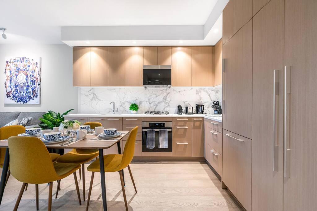 Modern Comfort At Ubc: 1Br Condo Near Campus Vancouver Exteriér fotografie