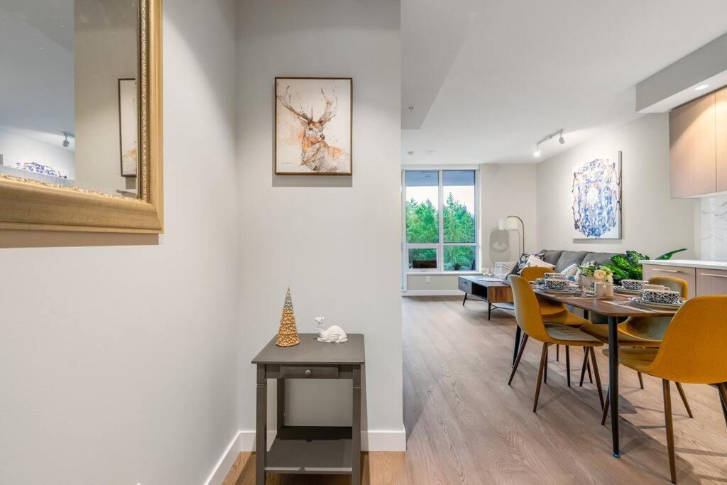 Modern Comfort At Ubc: 1Br Condo Near Campus Vancouver Exteriér fotografie