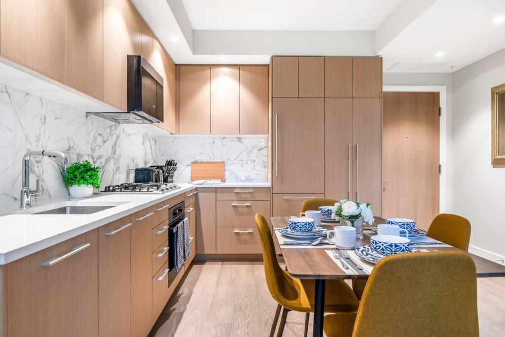 Modern Comfort At Ubc: 1Br Condo Near Campus Vancouver Exteriér fotografie