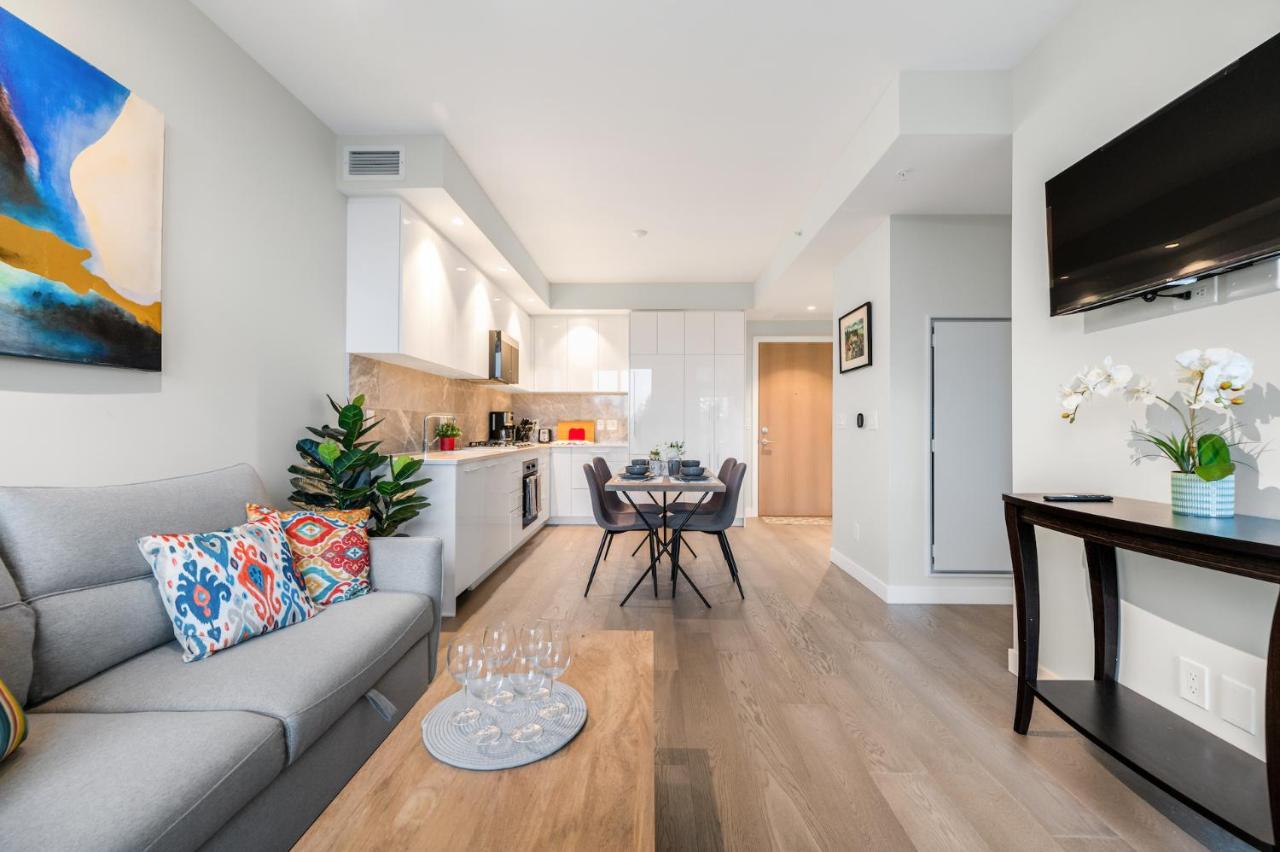 Modern Comfort At Ubc: 1Br Condo Near Campus Vancouver Exteriér fotografie