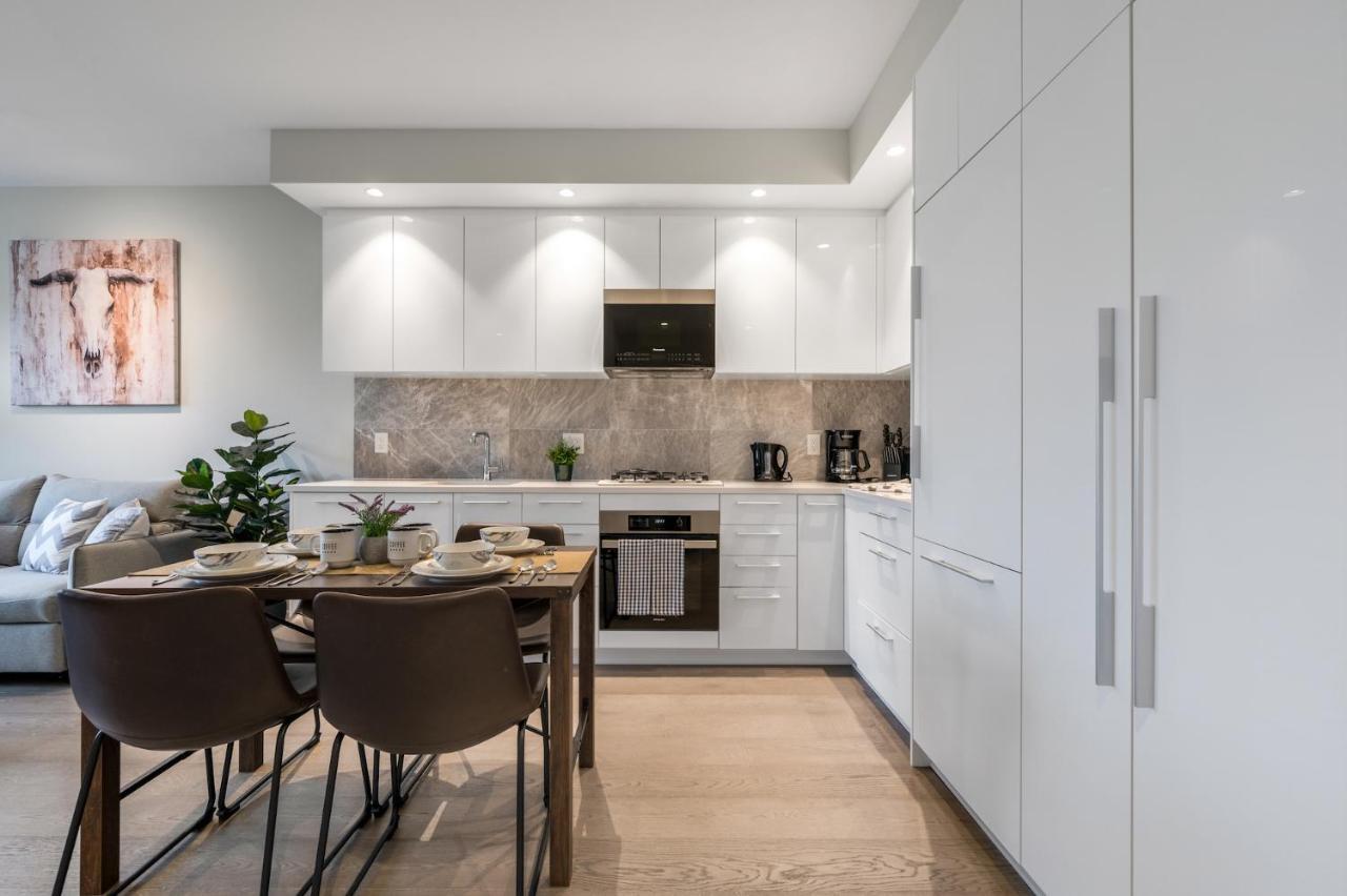 Modern Comfort At Ubc: 1Br Condo Near Campus Vancouver Exteriér fotografie
