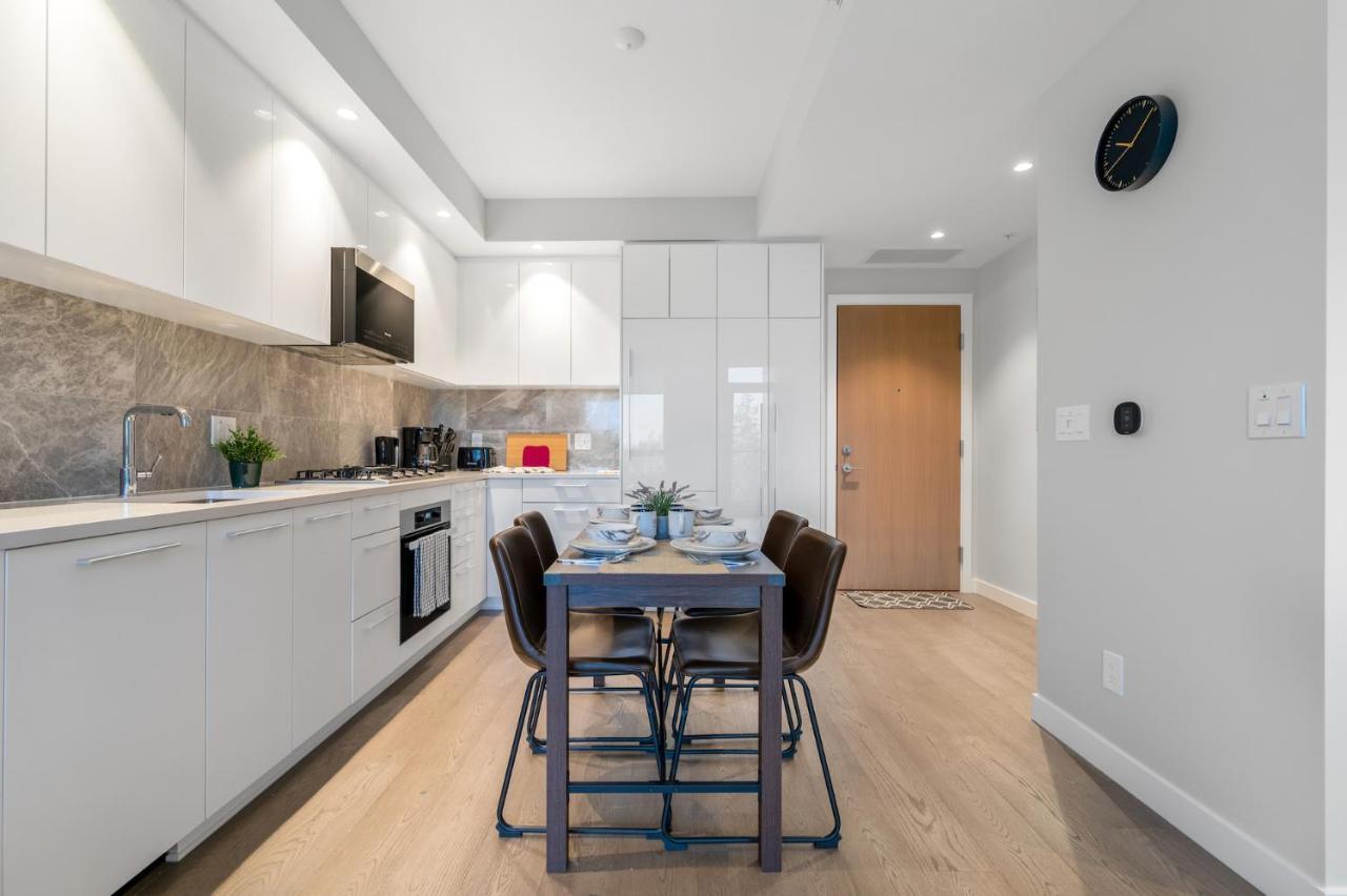 Modern Comfort At Ubc: 1Br Condo Near Campus Vancouver Exteriér fotografie