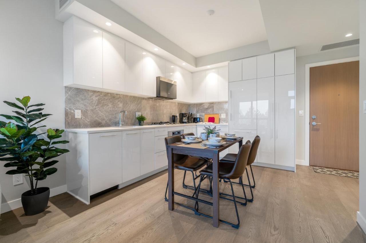 Modern Comfort At Ubc: 1Br Condo Near Campus Vancouver Exteriér fotografie